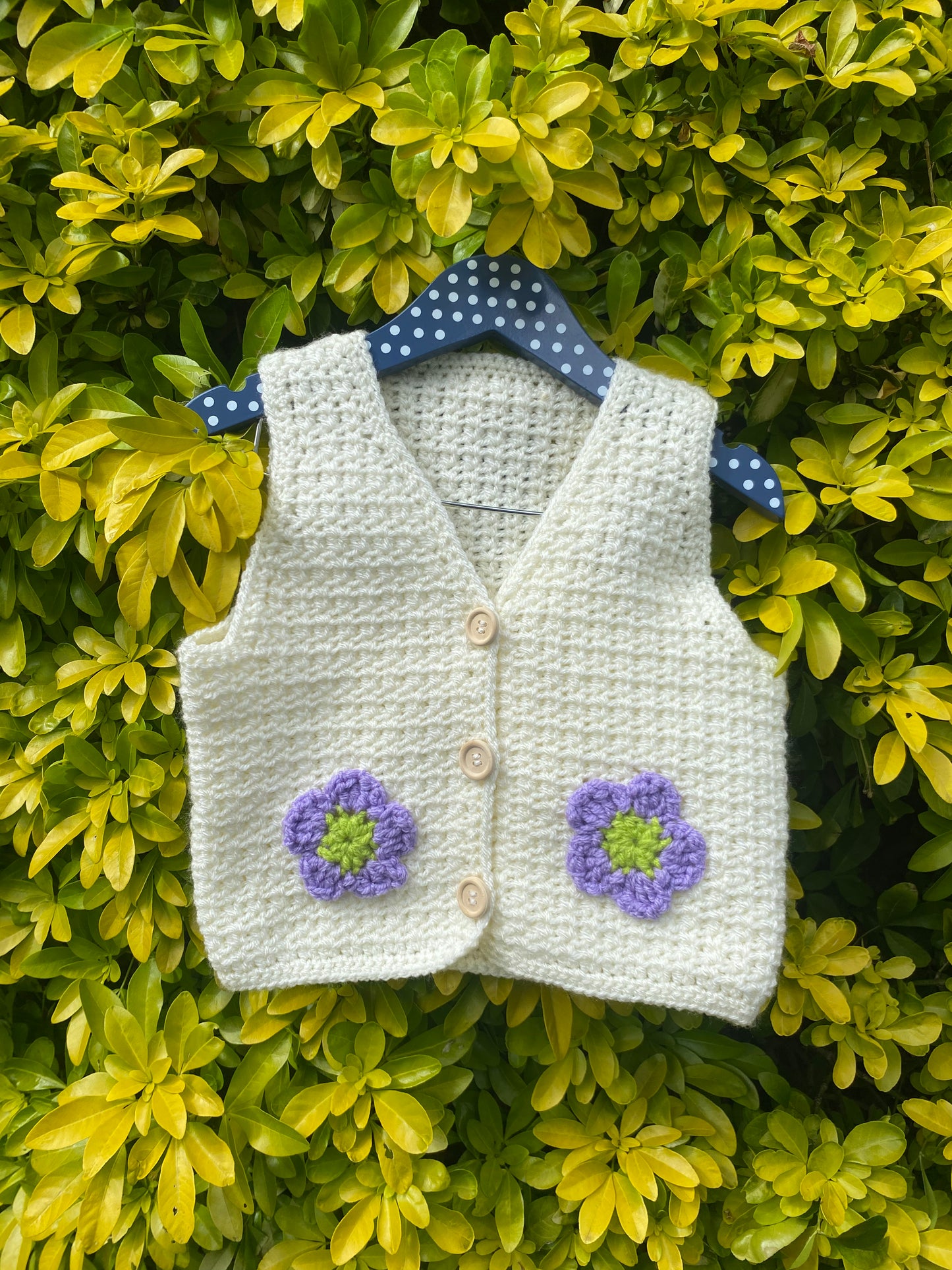 Ecru crochet waistcoat (1-2 years)