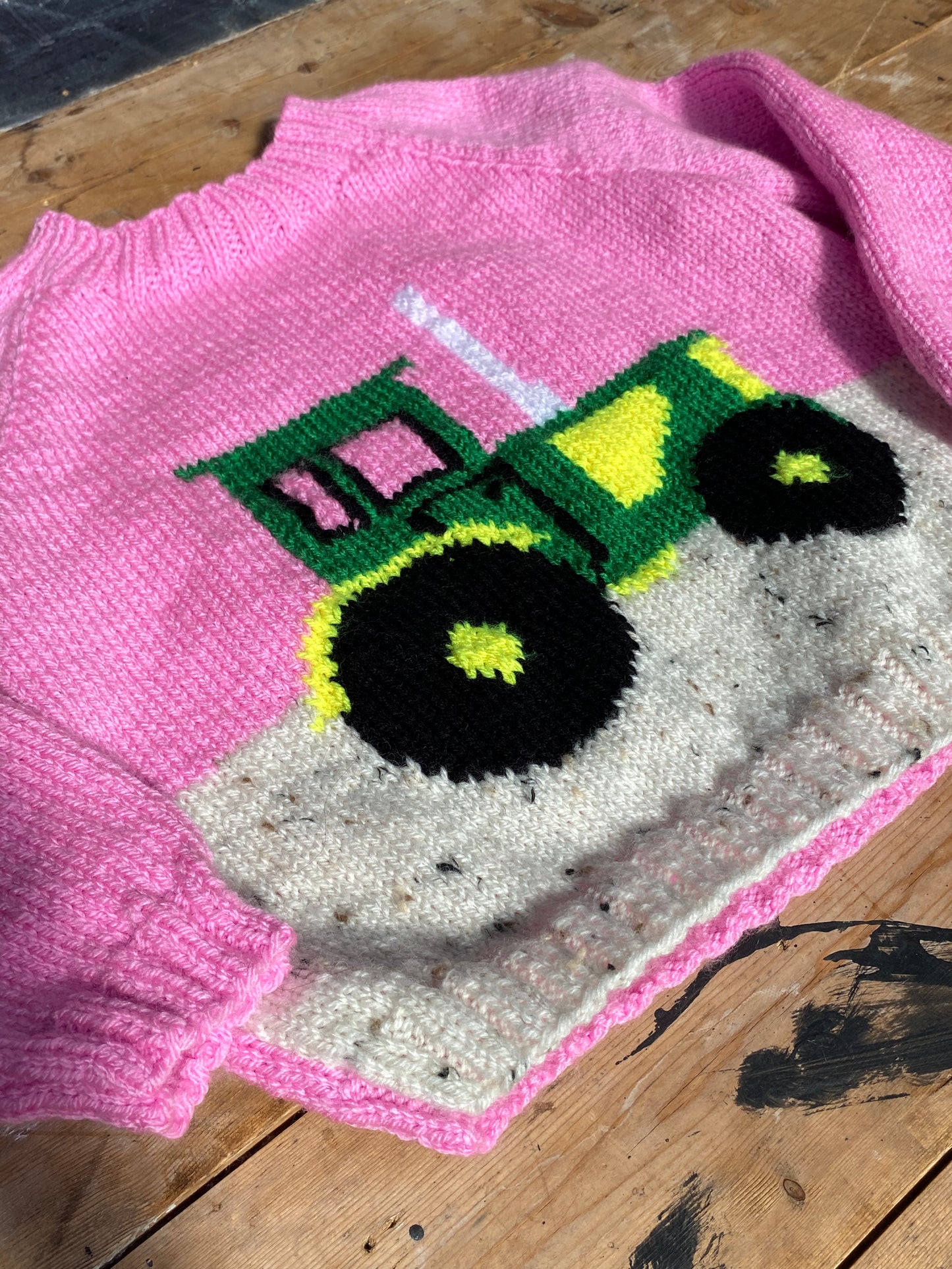 Pink tractor jumper (3-4 years)