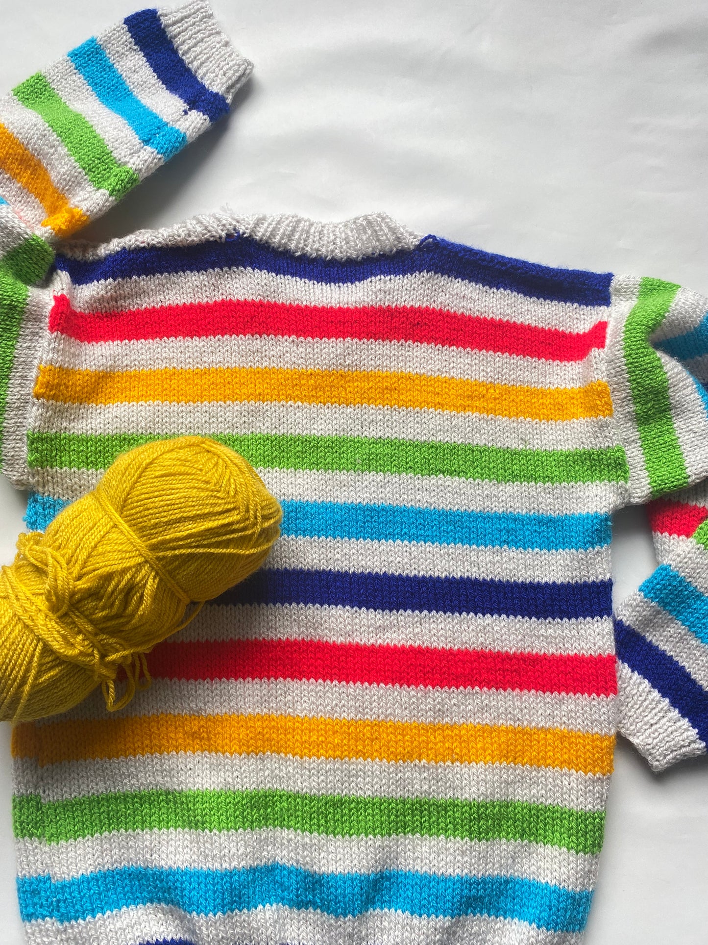 Rainbow stripe Jumper (5-6 years)