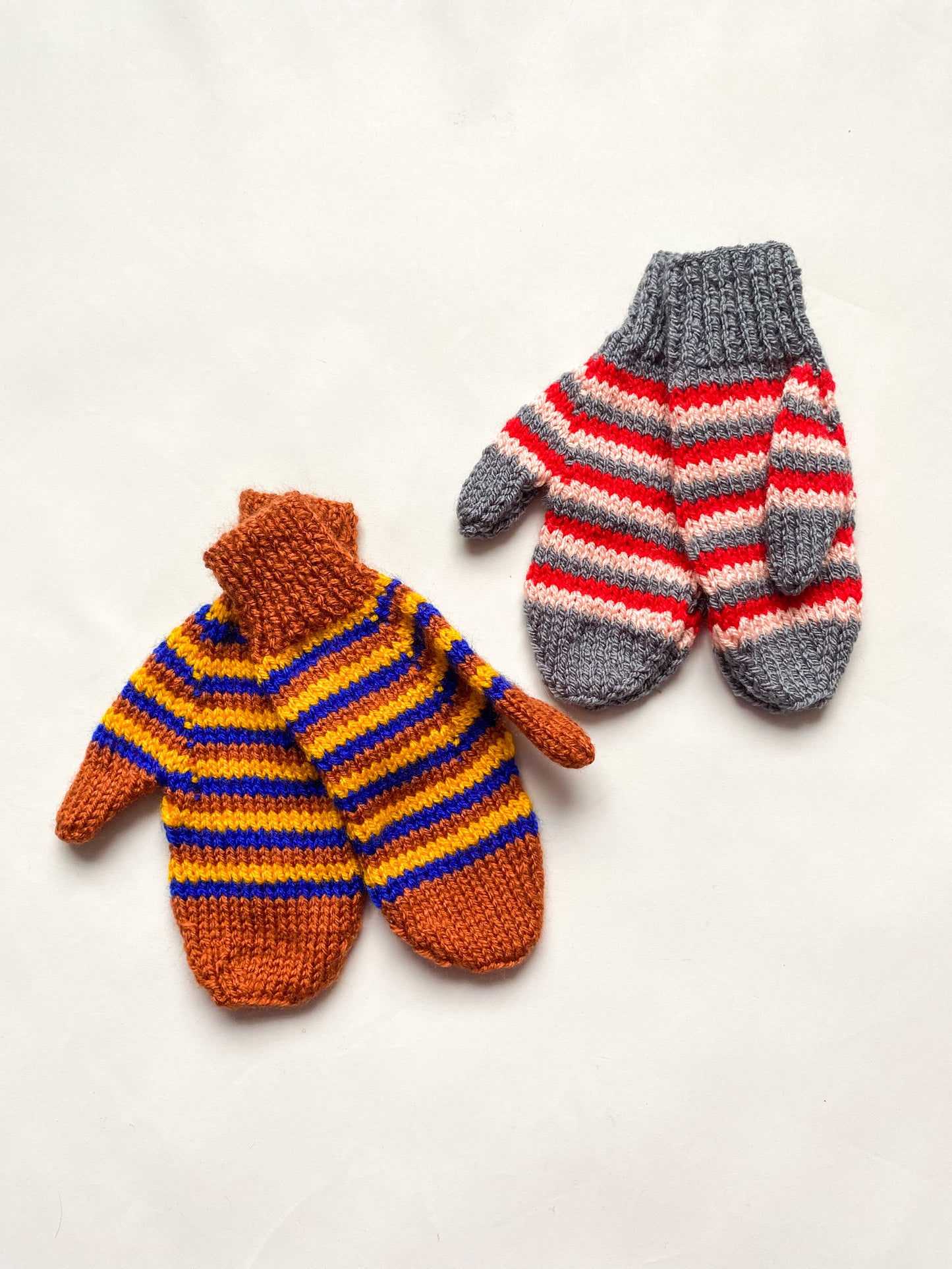 Brown, blue and mustard striped mittens (3-6 years)