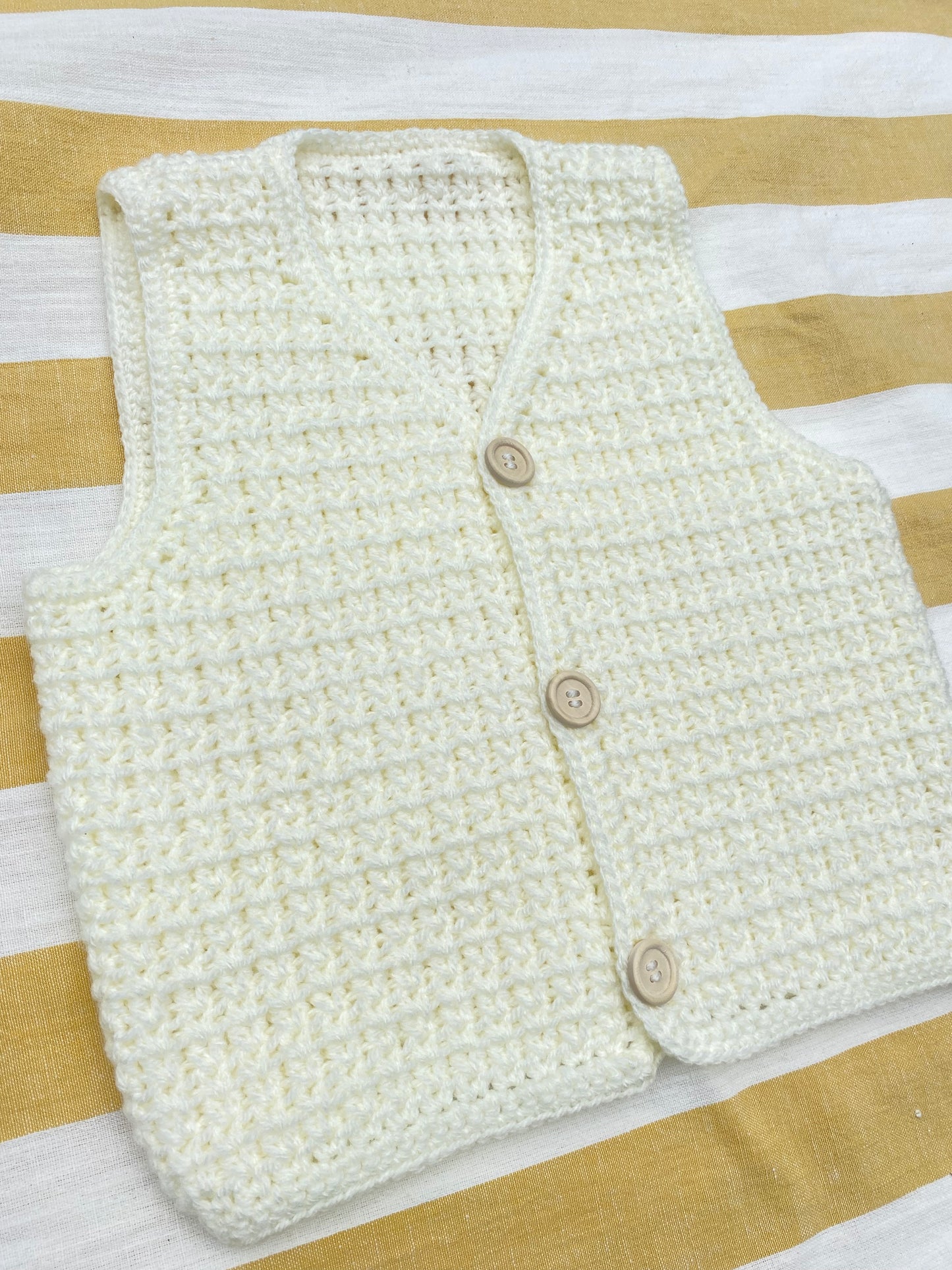 Ecru crochet waistcoat (2-3 years)