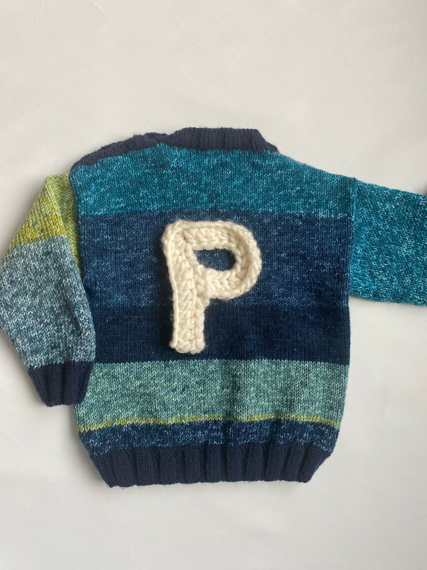 Tonal blues and greens colourblock Jumper (2-3 years)