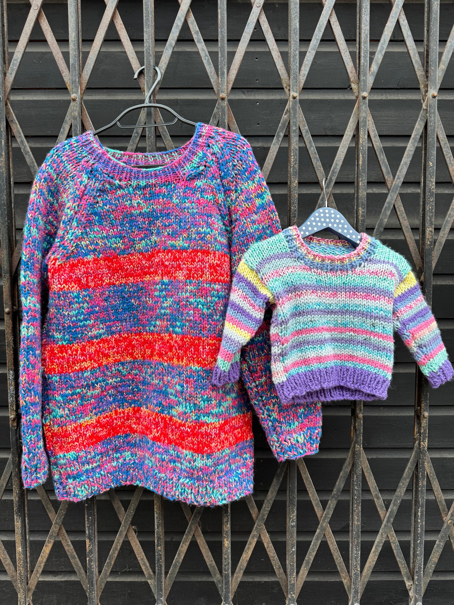 Pastel rainbow jumper 6-18m
