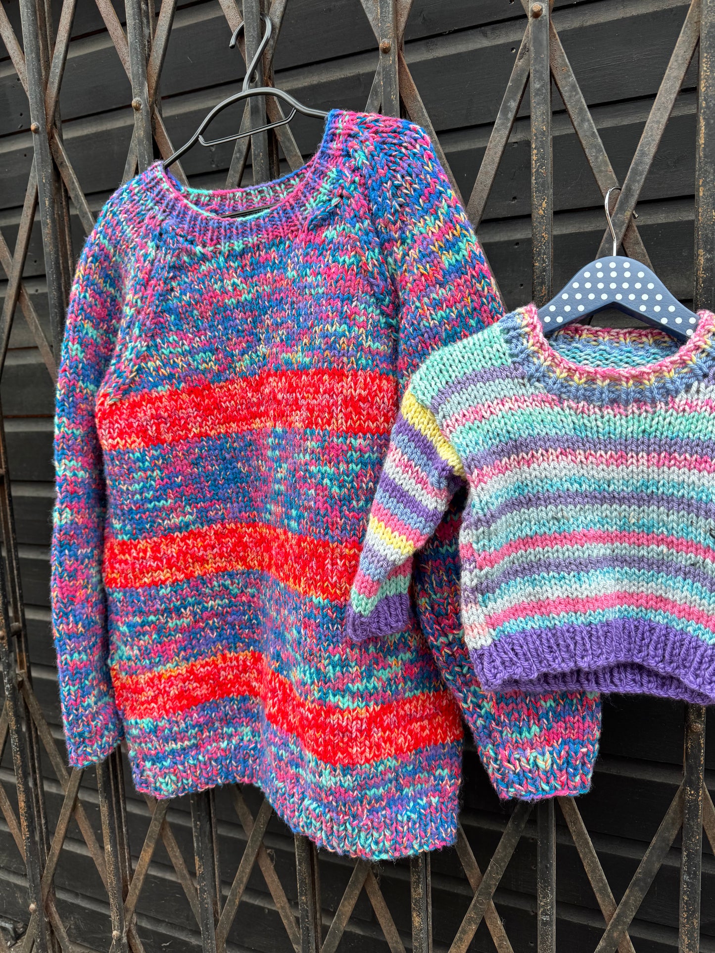 Pastel rainbow jumper 6-18m