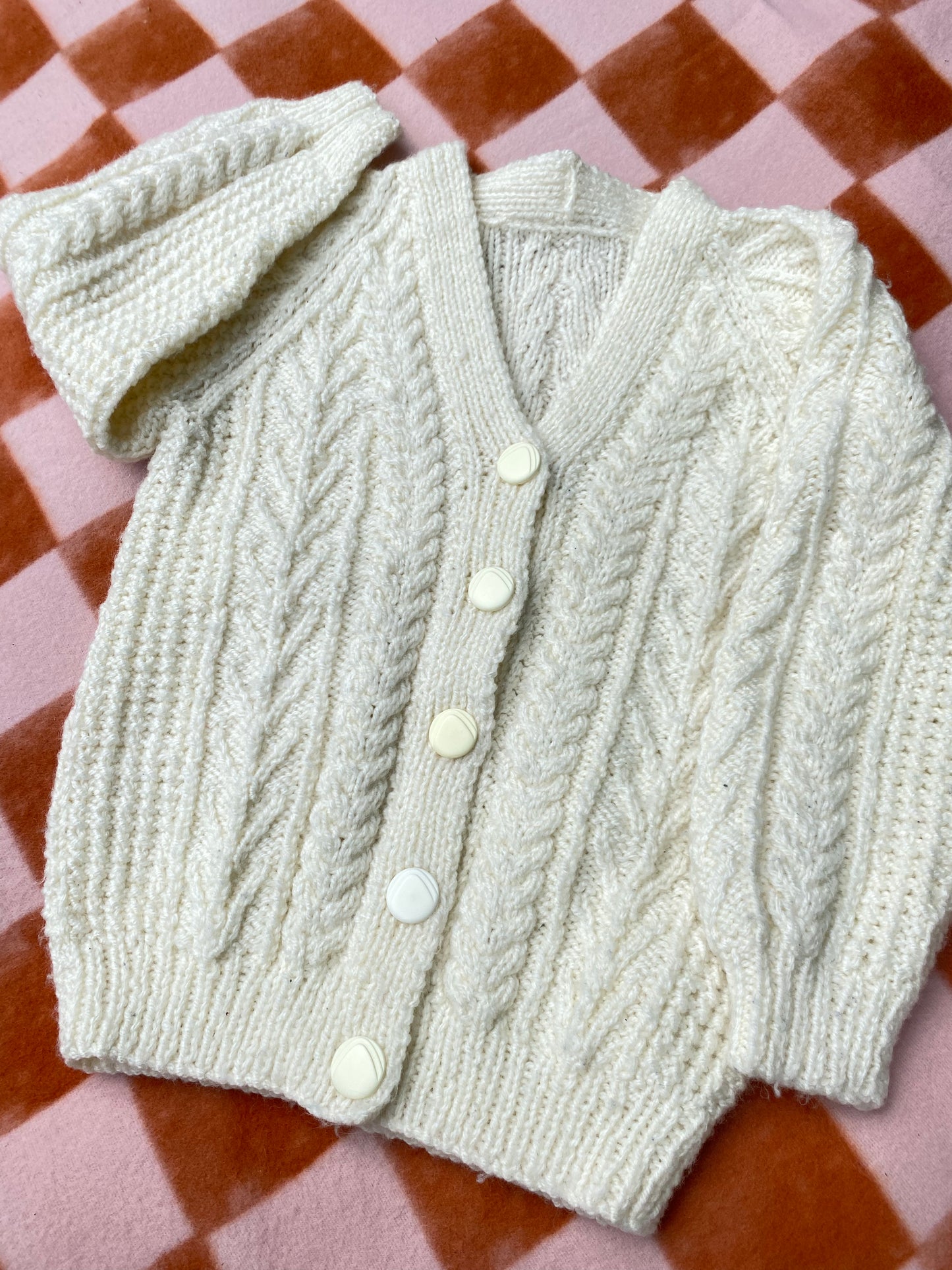 Cream Cable V-neck Cardigan (5-6 years)